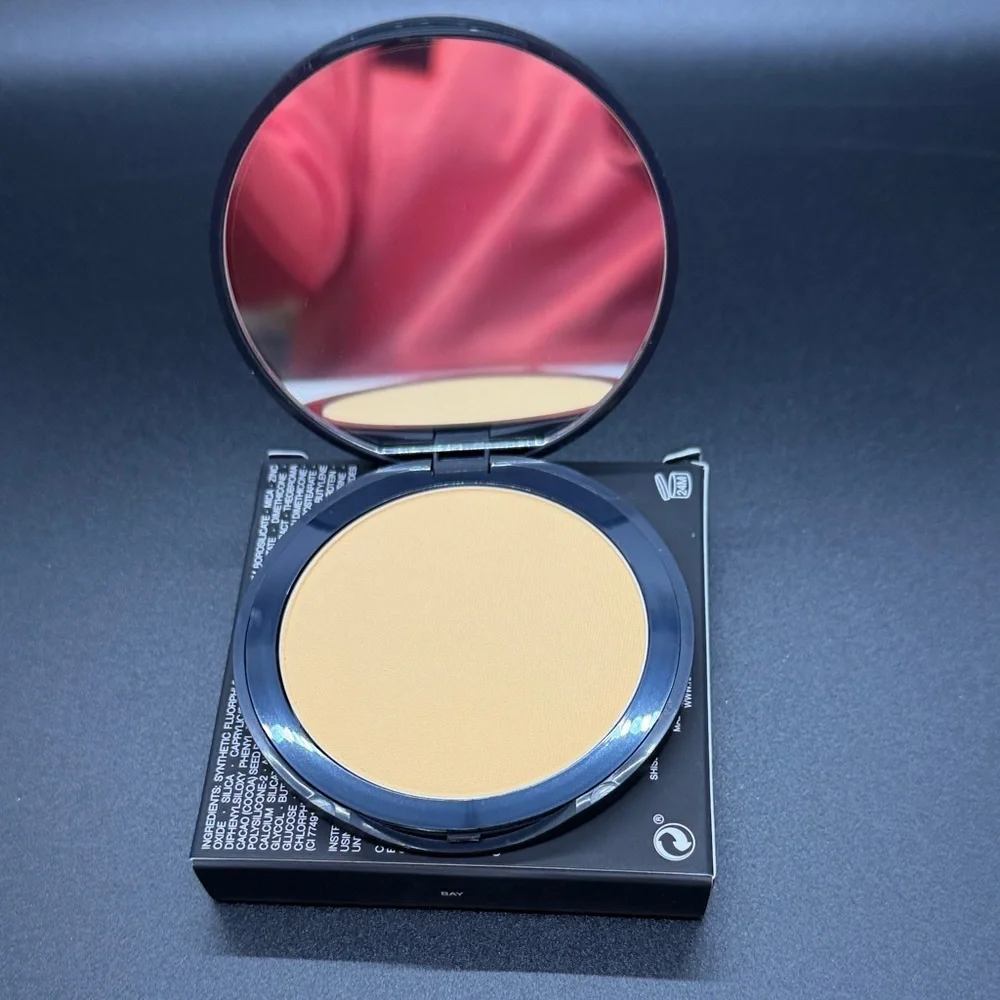 NARS Soft Matte Powder in Bay